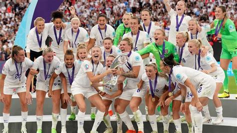 Sarina Wiegman: England women's manager says Lionesses are out to break all records and win the ...