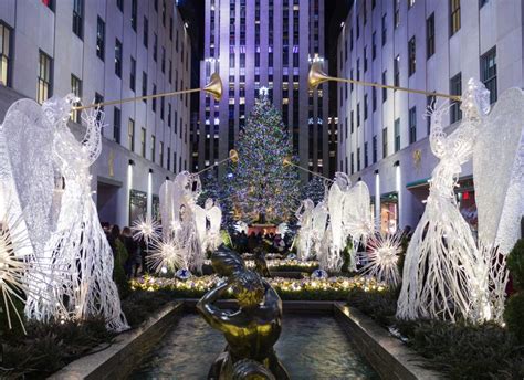 Christmas In New York: The Most Instagrammable Places In NYC During the Holidays | Serena's ...