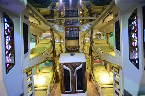 Xe giường nằm cao cấp limousine Trà Lan Viên từ Sài Gòn đi Nha Trang - VeXeRe.com