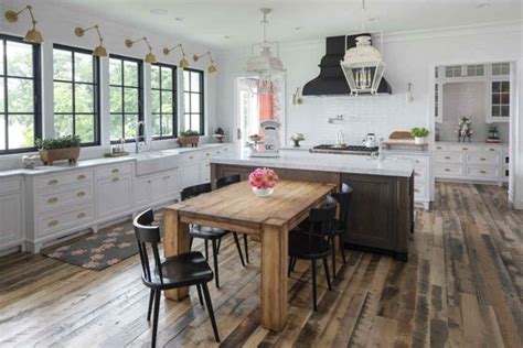 T-Shaped Kitchen Island Ideas and Inspiration | Hunker