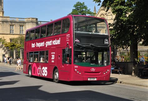 Oxford Bus Co.305 | City branded35 HE11 OXF in St Aldates, O… | Flickr