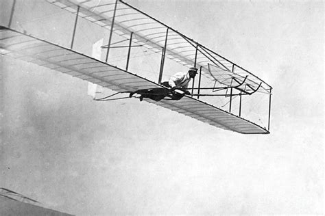 Wilbur Wright Pilots Early Glider, 1902 Photograph by Science Source ...