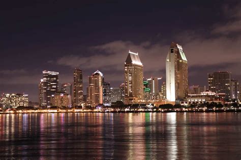 20 Fun Things to do at Night in San Diego (Local's Guide!)