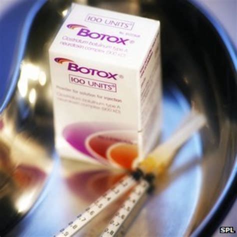 Bladder botox to treat incontinence - BBC News