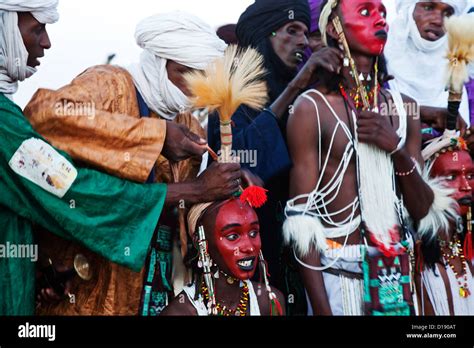 Wodaabe dance at Gerewol nomad festival in northern Niger Stock Photo - Alamy