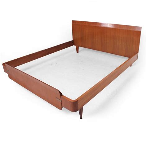 Mid Century Modern Italian Modern Bed Frame, Dassi Attributed For Sale at 1stDibs