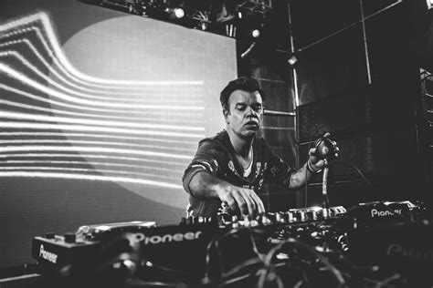 EXCLUSIVE interview with Paul Oakenfold – Uneek Ibiza