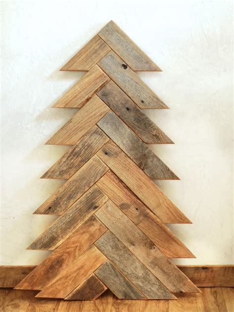 10 Wooden Christmas Trees with Eco-Style