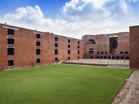 IIM Ahmedabad ranks first in the country in the management category, IIT Gandhinagar and Gujarat ...