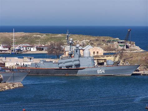 Missile Corvette "R-334 "Ivanovets" :: Black Sea Fleet Photoalbum