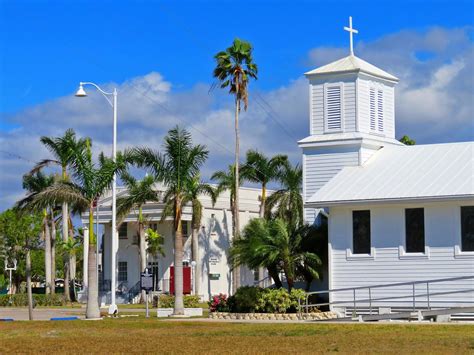 Geographically Yours: Everglades City, Florida, USA