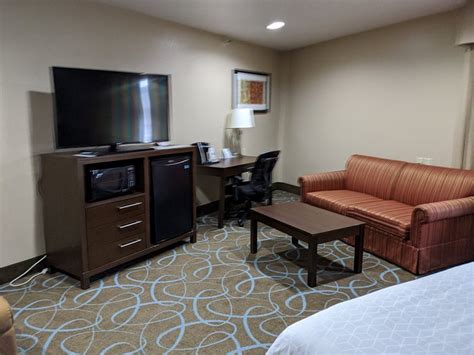 HOLIDAY INN EXPRESS WINNEMUCCA, AN IHG HOTEL $130 ($̶1̶6̶5̶) - Prices & Reviews - NV