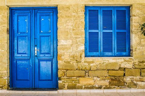 Old house,blue,architecture,exterior,stone built - free image from needpix.com