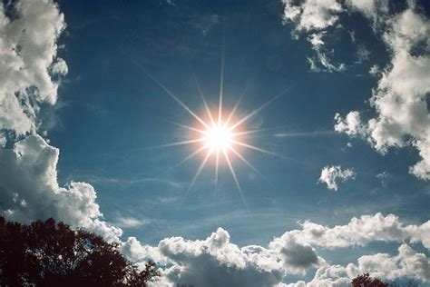 the-sun-shining-brightly-over-knoxville-tennessee.jpg | United Nations