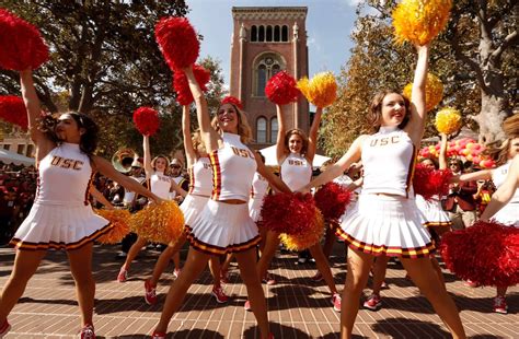 2019 USC Trojan Marching Band Pep Rally in SF | UN Plaza