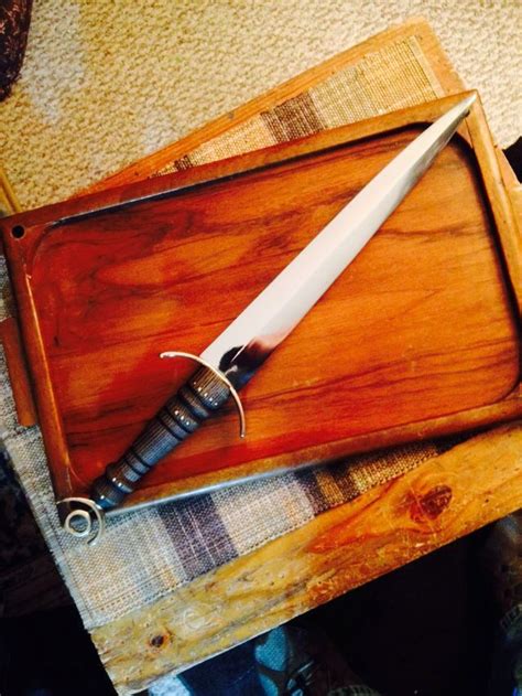 12" Arkansas Toothpick Knife complete,sheath to match on the bench for stitching ... | Cuchillos ...