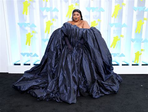 Lizzo’s red carpet looks: All of her most iconic outfits