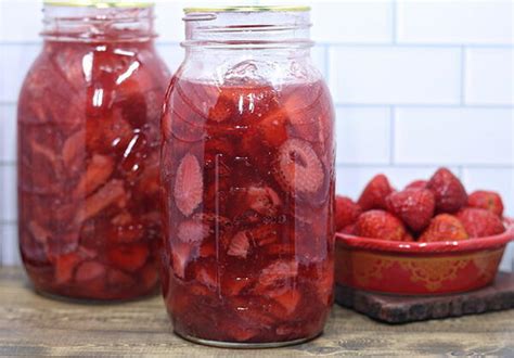 Strawberry Pie Filling Canning Recipe | RecipeLion.com