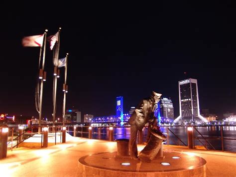 The Riverwalk in downtown Jacksonville, FL | Jacksonville florida, Jacksonville, Jacksonville fl