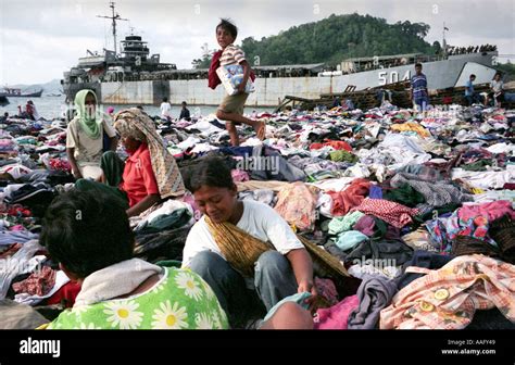 Aftermath of the boxing day tsunami, Banda Aceh, Sumatra, Indonesia Stock Photo: 4120392 - Alamy