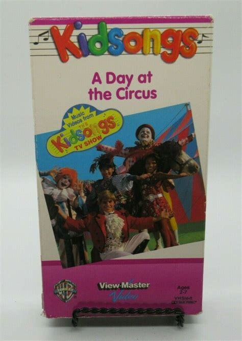 KIDSONGS: A DAY AT THE CIRCUS VIEW-MASTER VHS VIDEO, CLOWNS, JUGGLERS, ACROBATS+ | View master ...