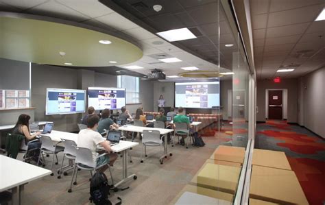 New media center opens in Swem Library | Flat Hat News