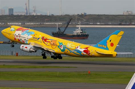 Pokémon "Pokéjets": Limited Edition Boeing Jetliners That Make You ...