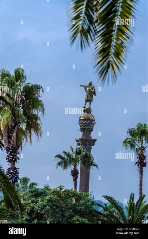 Christopher Columbus statue Barcelona Stock Photo - Alamy