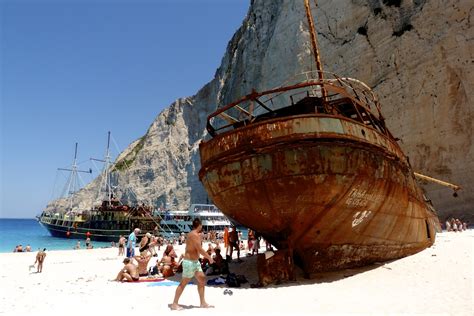 Zakynthos Travel Guide: Guide To Shipwreck Cove Zakynthos