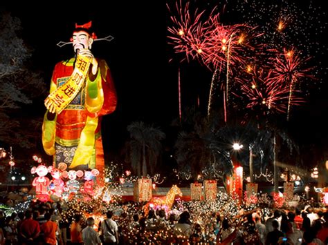 Singapore festivals reflects many colors - Tourism Express