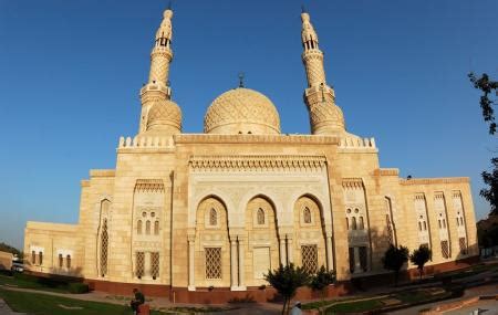 Jumeirah Mosque, Dubai | Ticket Price | Timings | Address: TripHobo