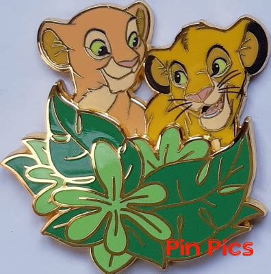 DLP - Young Simba and Nala - Lion King