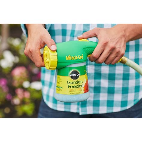 Miracle-Gro Garden Feeder Water-soluble Granules All-purpose Food in the Plant Food department ...