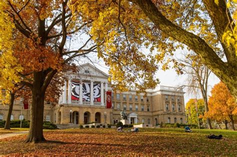 How to Write the University of Wisconsin-Madison Essays 2019-2020