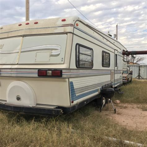 1984 holiday rambler 5th wheel for sale in Odessa, TX - 5miles: Buy and Sell