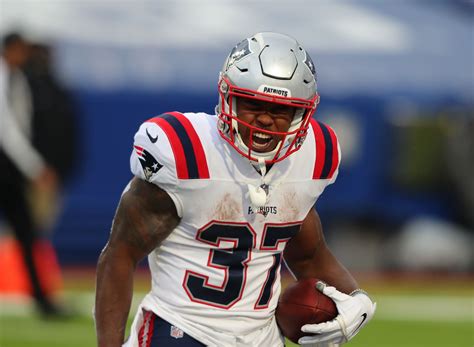 Damien Harris is the top option in the Patriots’ running back committee - Pats Pulpit