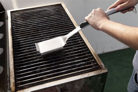 Tips on Cleaning a Barbeque Grill and Keeping it Ready for Use