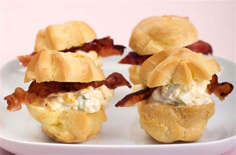 Cheese and bacon puffs | Lunch Recipes | GoodtoKnow