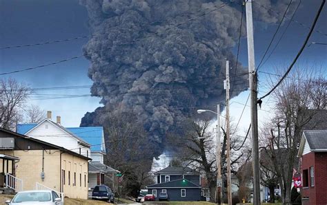 In East Palestine, Norfolk Southern Hired a Company With a Long History ...