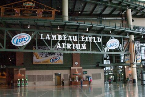 The Atrium At Lambeau Field Editorial Photo - Image of curly, lambeau ...