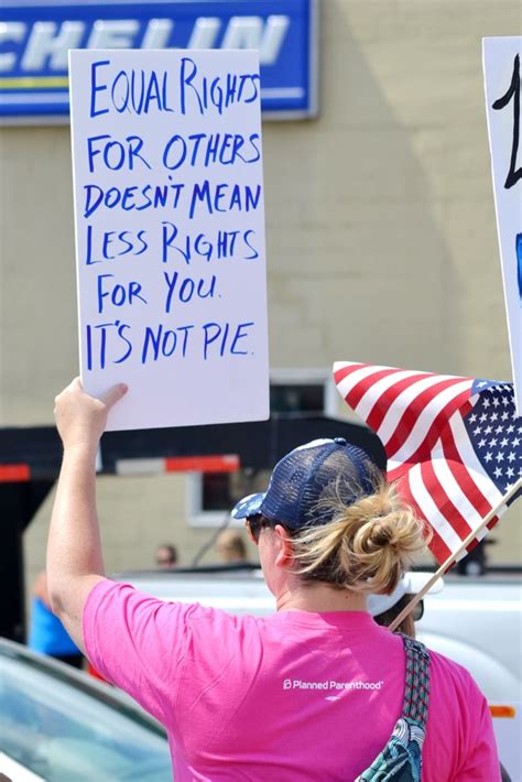 17 Trump Protest Signs - Springfield, MO - Unicorn Hideout