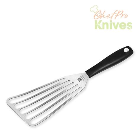 Wusthof Silverpoint Fish Spatula | 4439 | ChefProKnives.com