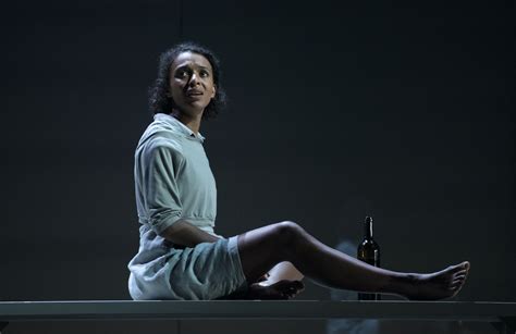 Review: Robert Icke’s ‘Oresteia’ Is Modern Crisis as Greek Tragedy | Observer