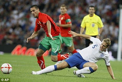 Spurs' Michael Dawson's return from knee injury hit by big freeze as Charlton friendly postponed ...