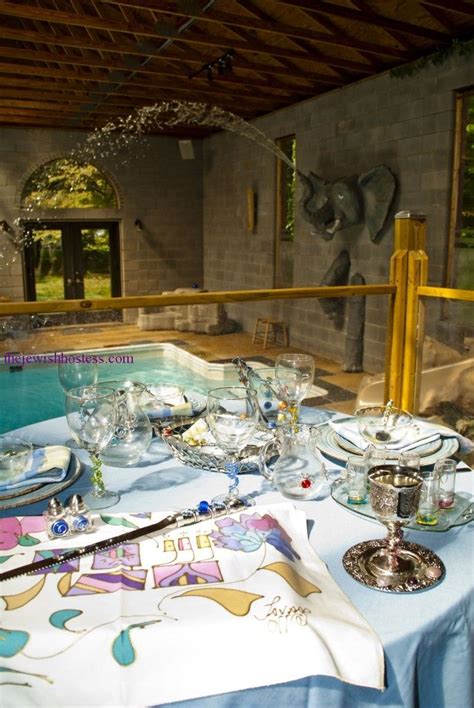 Poolside shabbat table setting, | Table settings, Shabbat, Table ...