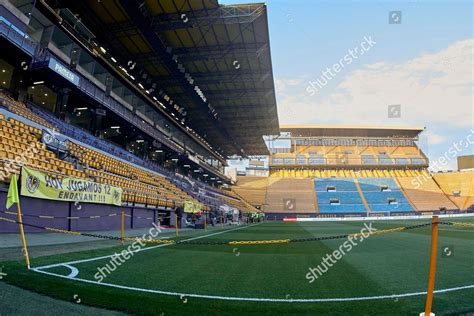 Villarreal Cf Stadium : La Ceramica Stadium Grades Before Match ...