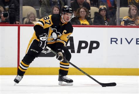 Pittsburgh Penguins Sidney Crosby Creates Lifelong Memory for Young Fan ...