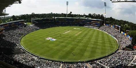 Top 5 Smallest Cricket Stadiums in the World (2023)