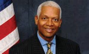 Rep. Hank Johnson’s district office moving to new location - On Common ...