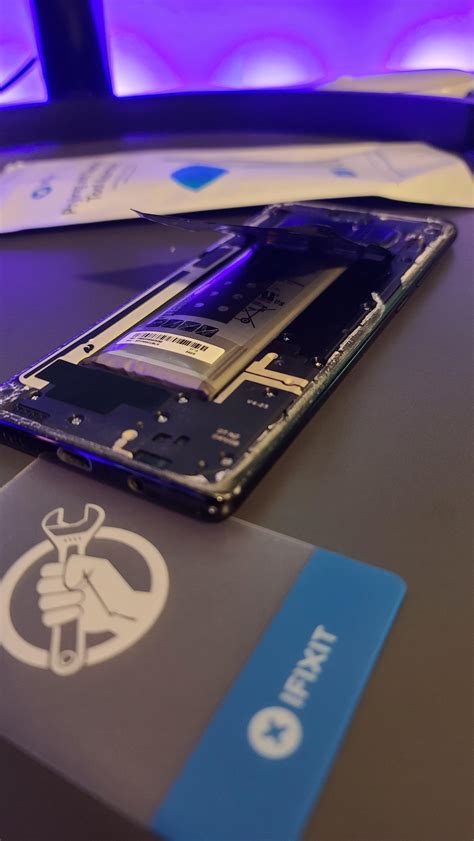 Galaxy Note 8 battery expanding : r/ifixit